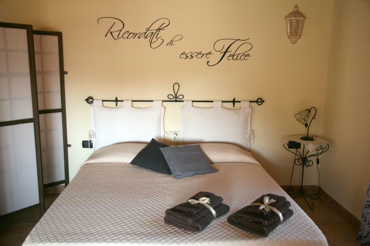 L'Isola Felice Apartment Monserrato Luaran gambar