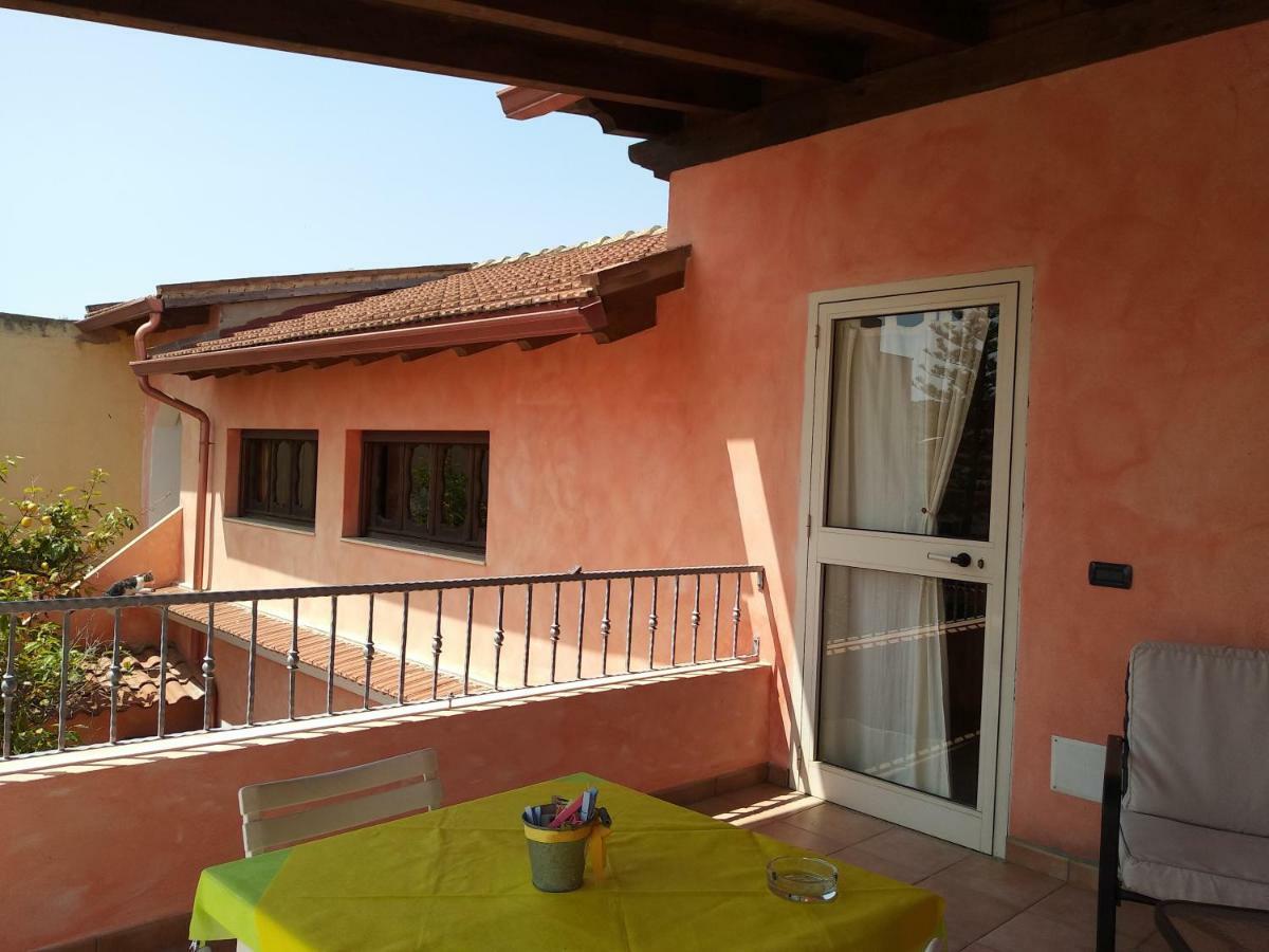 L'Isola Felice Apartment Monserrato Luaran gambar
