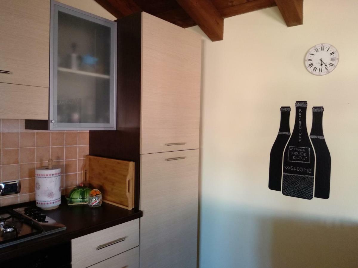 L'Isola Felice Apartment Monserrato Luaran gambar